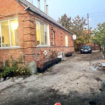 Продам дом недалеко от церкви