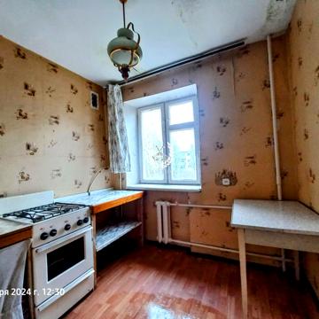 Перемоги просп., 12