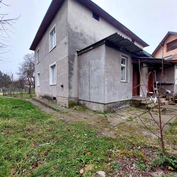 Продаж половини будинку 111,2м2 вул Зварицька м. Дрогобич