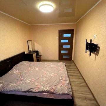 Продам квартиру в Очакові