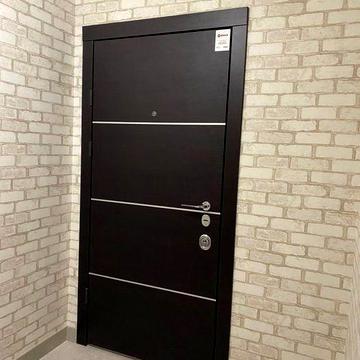 Продам 4-х кімнатну квартиру з свіжим  ремонтом.