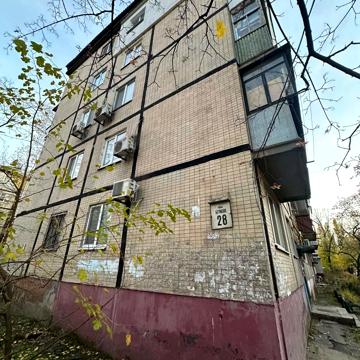 Батумська вул., 28
