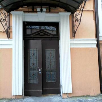 Велика Арнаутська вул., 24