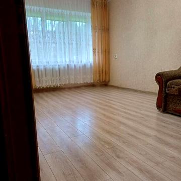 Продаж 1к Квартира вул. Роксоляни