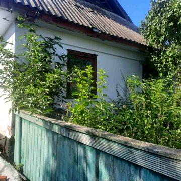 Продається будинок  с Кузьмин   +380986357787 Марія