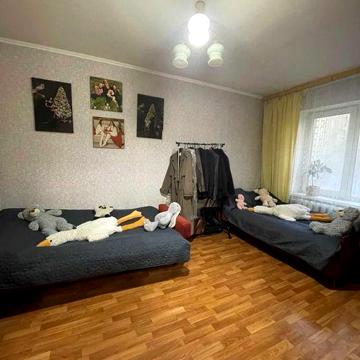 Продаж 1к кв, провулок Польовий 5, метро Шулявська 5хв. пішки.