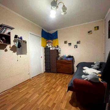 Продаж 1к кв, провулок Польовий 5, метро Шулявська 5хв. пішки.