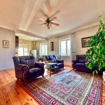 Комфортний і затишний будинок 192 кв.м. у Вишенках, 15 км від метро