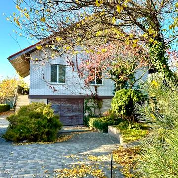 Комфортний і затишний будинок 192 кв.м. у Вишенках, 15 км від метро