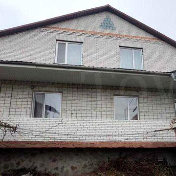 Продається будинок в р-ні університету