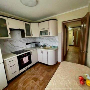 Продам 2К квартиру м.Обухів вул.Київська з ремонтом