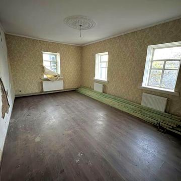 В продажу будинок в 10 хвилинах від центру