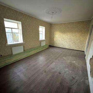 В продажу будинок в 10 хвилинах від центру