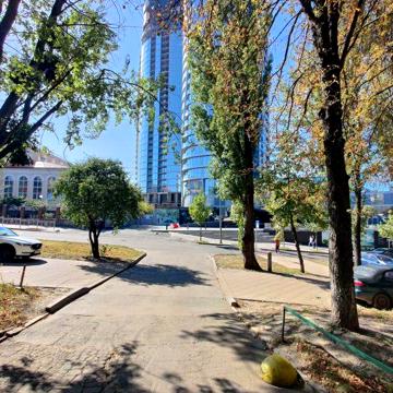 Квартира в центрі столиці!СУПЕР місце!Можна під бізнес!