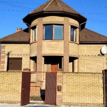 Міла. Від власника. Будинок 525 м2 всьго за 164 000 дол.!