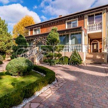 Продаж / Будинок / Козин / Green Wood Club / 470 м2