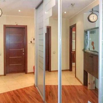 Сдам 2-к.квартиру с ремонтом, мебелью и техникой в центре.