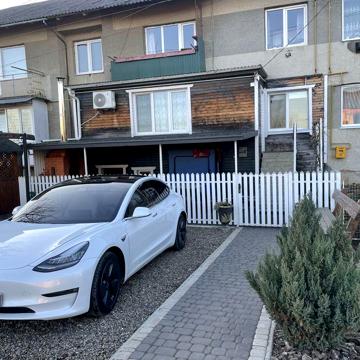82кв Лужани біля Парку