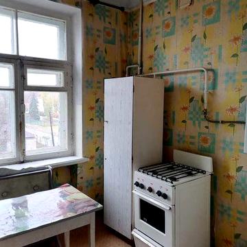 Продаж 2кім. квартири пл. Володимира Великого