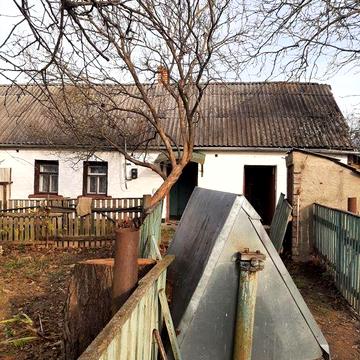 Продам  частину будинку  р-н Крошня