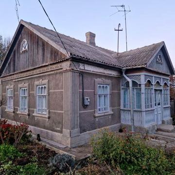 Продажа кирпичного дома с участком