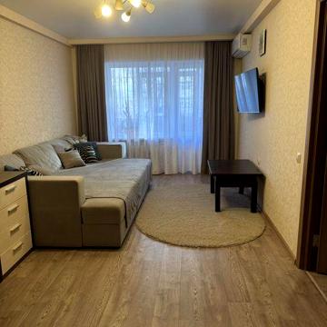 Продам 3-кімнатну квартиру ЖК Комунаровець