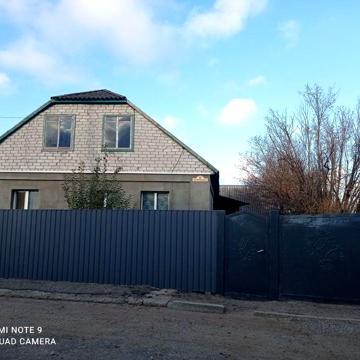 Продам приватний будинок в місті Гадяч Полтавської області