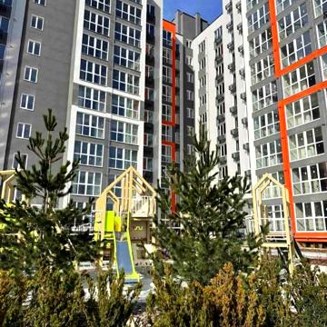 Независимости, 78