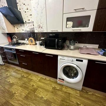 Продам 2 кімн. Квартиру м-р Сосновий !