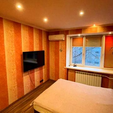 Оренда 1к кв-ри Подільський р-н метро Дорогожичи Олени Теліги, 51