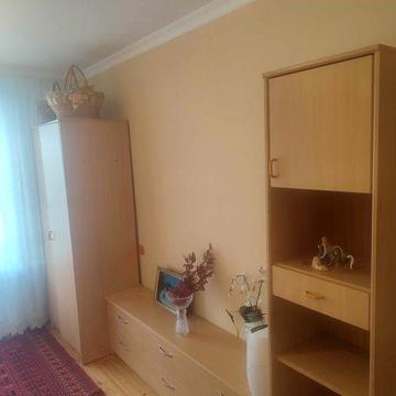Продам трикімнатну на клініці