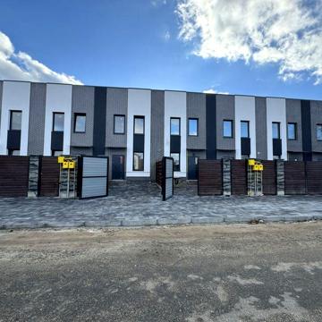 Боярка , с. Нове  , якісні таунхауси 90 квм з двориком