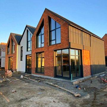 Будинок в селі Нові Петрівці