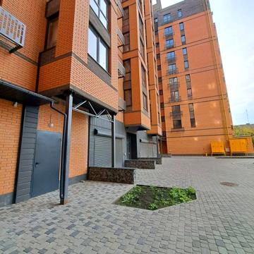 Слобожанський просп. (ім. газети Правда), 39