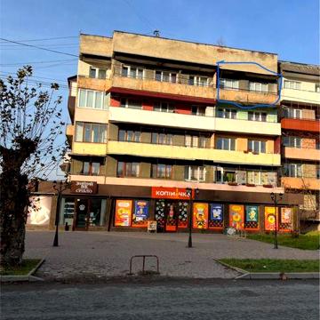 Продається 2 кімнатна квартира в центрі