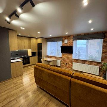 Продаж квартири в новобудові в Центрі міста