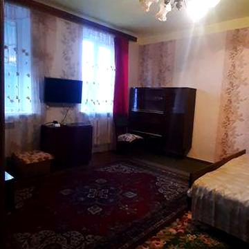 Продаётся 1комнатная квартира в самом Центре Чугуева