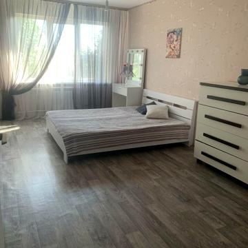 Покровська вул. (Подбєльського), 60