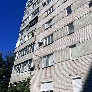 Продаж квартири в цегляному будинку. Вул.Калініна
