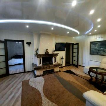 Продам дом возле реки в городе