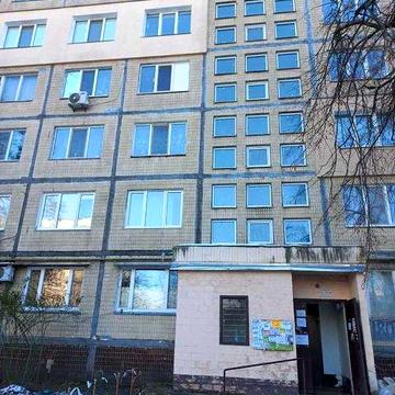 Продається 3-х кімнатна квартира по вул.Якуба Коласа 6