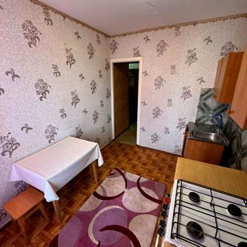 Тернопільська вул., 18/2