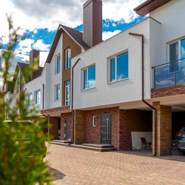 Продажа теплого таунхауса 167м2 + крытое паркоместо, Троещина, Погребы