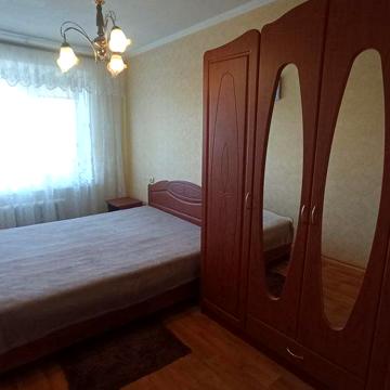 Продам 2 комнатную квартиру на Покровском  (Коммунаре)