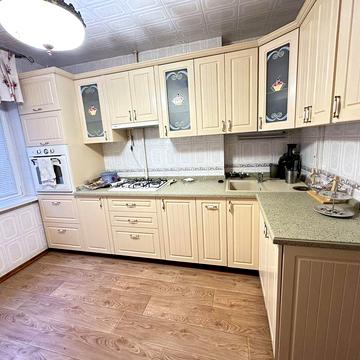 Продам 3х ком кв Чешка 2 этаж -Колодезная   Центр ‼️