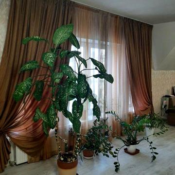 Продам 2х поверхову квартиру (центр)