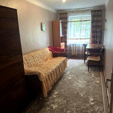 Трехкомнатная квартира долгосрочно