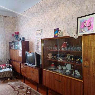 Продам большая 2х комн квартира пр. Гагарина Металлургический 97-й кв!