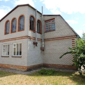 Будинок 157 м2 в м.Хорол з ремонтом