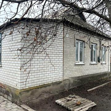 Продам будинок в селищі Петропавлівка з опаленням, газом, водою